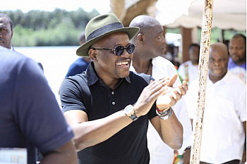 « INITIATIVE  SENIORS PLATEAU »: FABRICE SAWEGNON RECONNAISSANT AUX  PARENTS DU PLATEAU